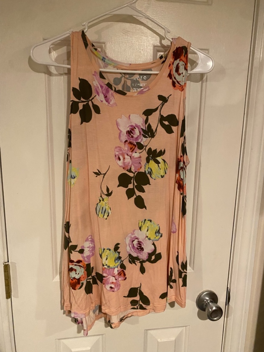 Apt. 9 Peach Floral Swing Tank Top